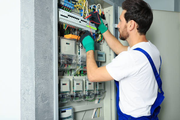 Best Affordable Electrician  in Richmond Heights, OH